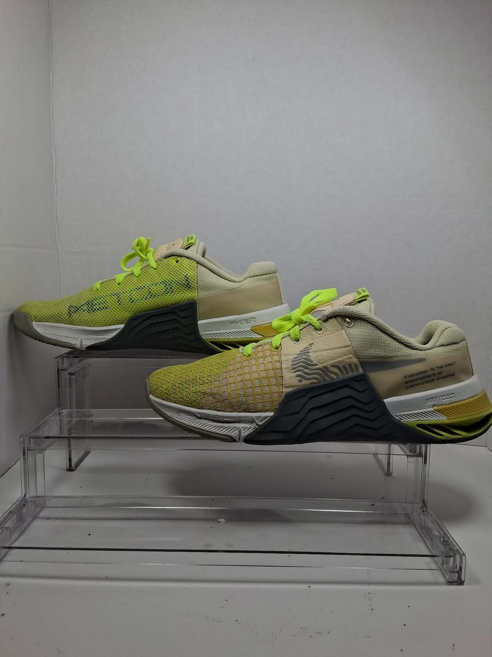 Nike Metcon 8 Low Top Mesh Lace-Up Training Sneaker Beige Yellow Gray Sz:7 Women